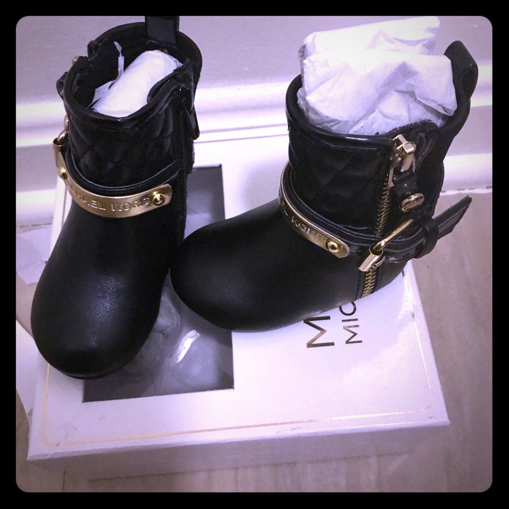 Michael Kors Baby Emma Kendra2